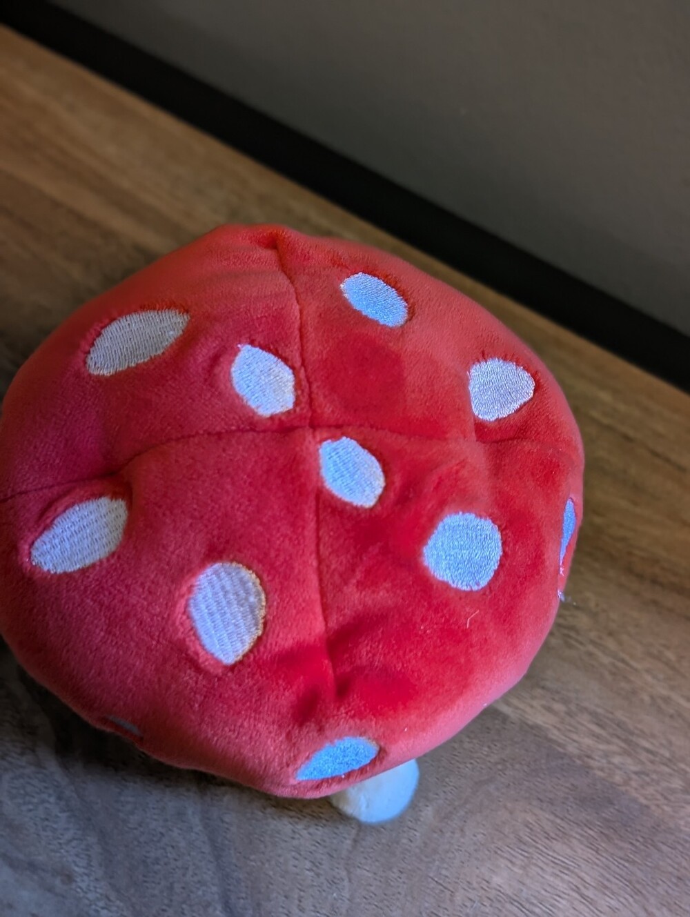 Jellycat Fun-Guy Robbie Red 6" Mushroom Retired -FUNG3R - Picture 9 of 11